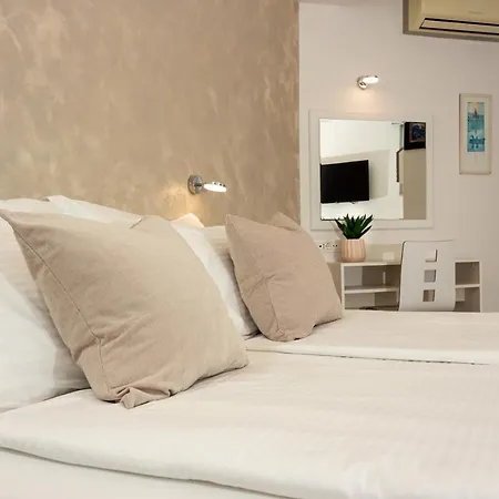 Apartman Lovret Flowers Split
