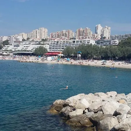 Lovret Flowers Apartman