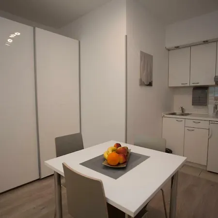 Lovret Flowers Apartman Split