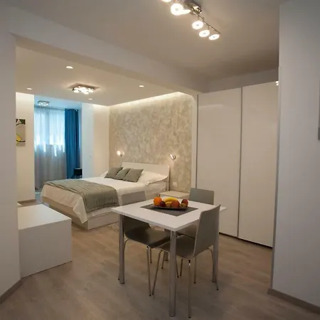 Apartman Lovret Flowers