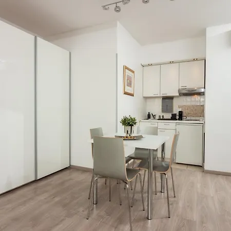Apartman Lovret Flowers Split